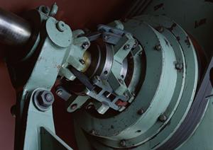 高所作業車レンタルの完全ガイド！安全性とコストパフォーマンスを徹底比較